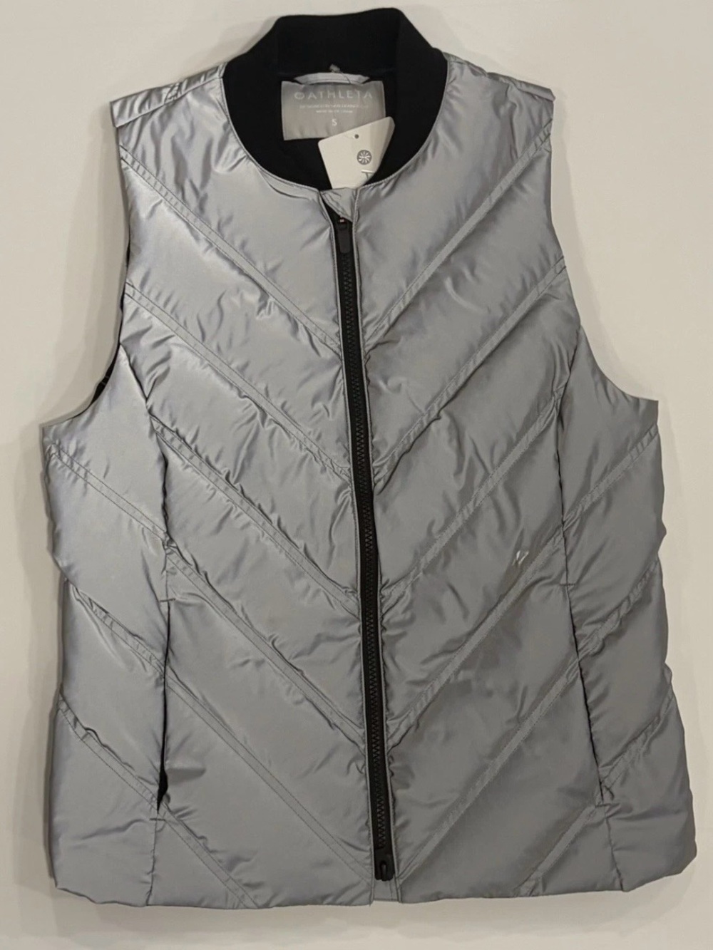 NWT Athleta Gray Reflective Quilted Vest - Size S